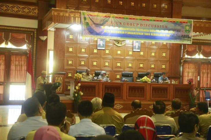 Wujudkan Pembangunan Berkelanjutan Berbasis IT, Diskominfo Statistik Riau Gelar FGD di Siak