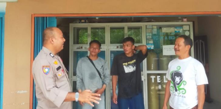Begini Cara Bhabinkamtibmas Polsek Rumbai Menjaga Kamtibmas di Tengah Masyarakat