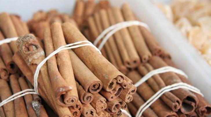 Mau Turunkan Berat Badan dengan Obat Alami? Coba Kayu Manis
