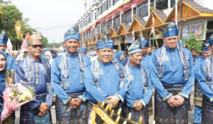 Pacu Jalur Tradisional, Plt Bupati Kuansing Dorong Tepian Narosa jadi Destinasi Budaya