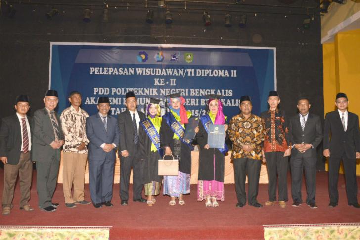 Arianto : Lulusan AKN Bengkalis Mampu Bersaing dan Siap Kerja