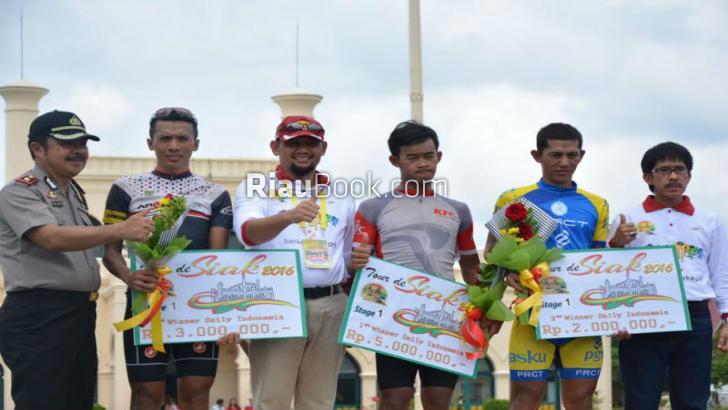 Pebalap Vietnam Juarai Etape I Tour de Siak 2016