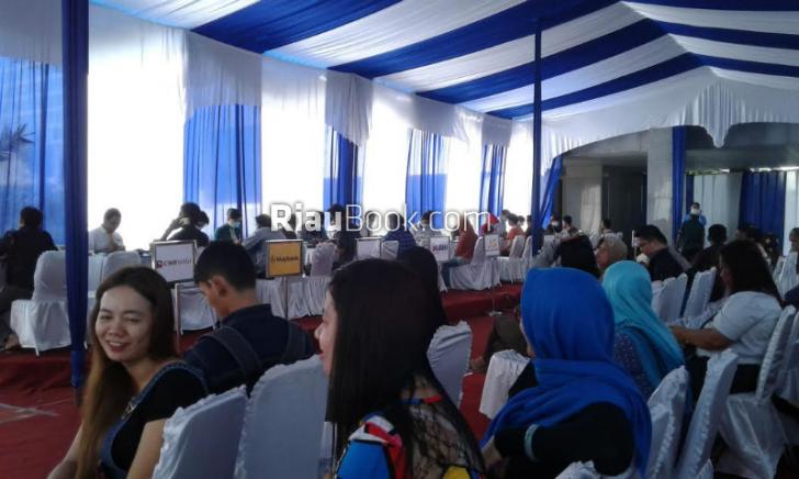 Masyarakat Riau Berbondong Tukarkan Uang Lusuh di BI