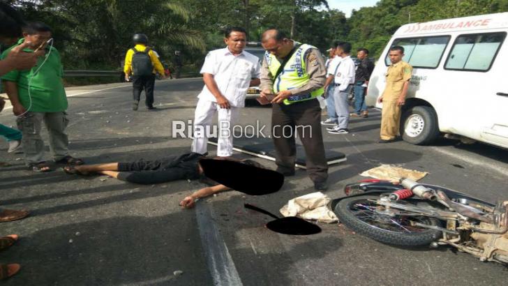 Kecelakaan di Simpang Kelayang, Pemotor Tewas Kepalanya Pecah
