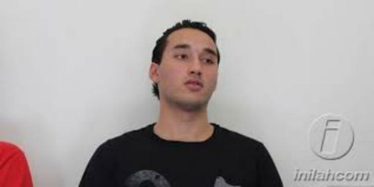 Masih Ingat dengan Ezra Walian?