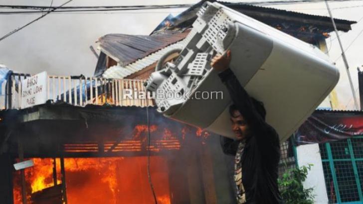 Sekolah Dasar yang Terbakar di Kuansing Kini Difungsikan Lagi, Tapi Alakadarnya