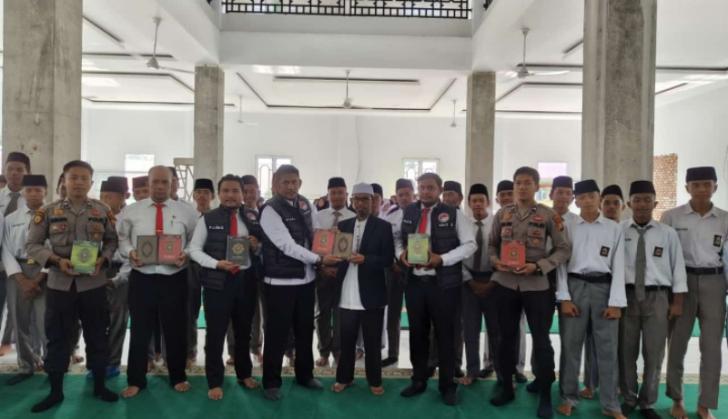 Wujudkan Pilkada Damai, Satres Narkoba Polres Kepulauan Meranti  Penyuluhan Bahaya Narkoba kepada Santri