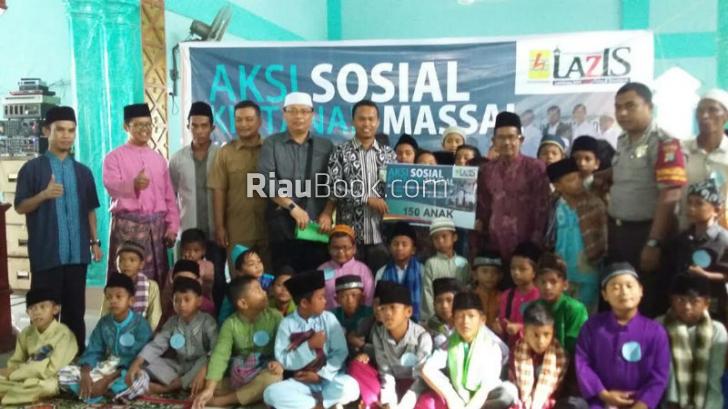 Senyum Bahagia Mereka Bakti Kepedulian Terhadap Sesama