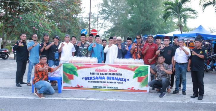 LAMR Bengkalis Apresiasi Kegiatan Bagi Takjil oleh Panitia Bazar Ramadan