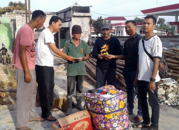 Korban Kebakaran di Sudirman Terima Bantuan dari IPMR Dumai