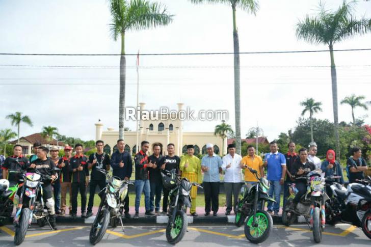 Salurkan Bantuan Korban Gempa, Tiga Rider SMOG Diberangkatkan ke Pidie Jaya
