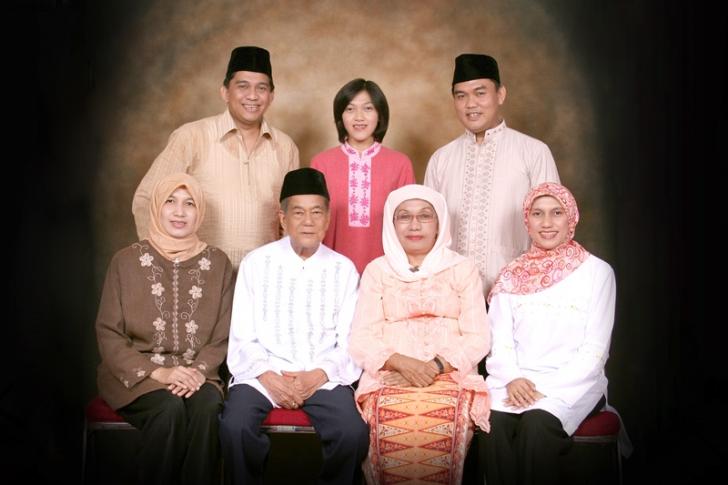 Profile, Keluarga Asli Pekanbaru dengan Segudang Orang Pintar