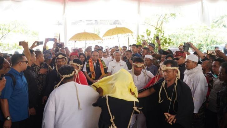 Ketua Projo Blusukan Temui Suku Sakai