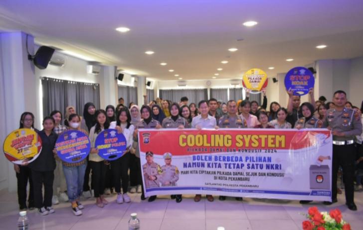 Kasat Lantas Polresta Pekanbaru Gelar Cooling System di Institut Bisnis dan Teknologi Pelita Indonesia