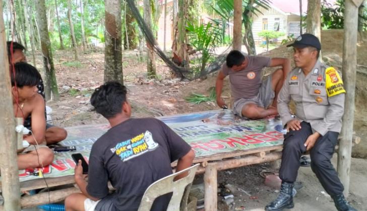 Bhabinkamtibmas Berikan Dukungan Keamanan Masyarakat Desa Sialang Indah