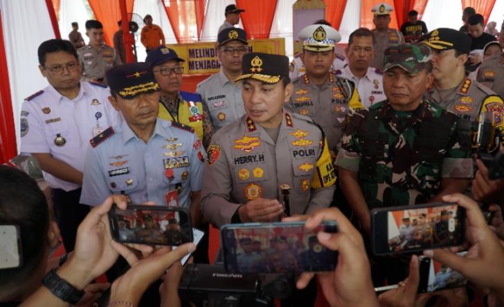 Irjen Herry Heryawan Tinjau Pos Pengamanan Mudik Lebaran Idul Fitri di Riau