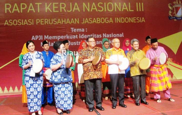 Kuliner Pasti Dicari, Menteri Koperasi dan UKM Dukung Industri Pangan Riau