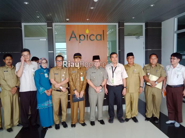 Menggunakan Mobil BPJS Ketenagakerjaan, Walikota Dumai Datangi Sejumlah Perusahaan