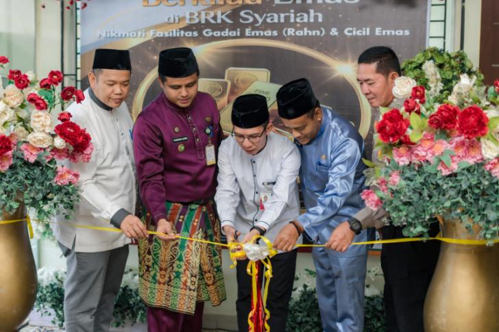 Masyarakat Kandis Kini Lebih Mudah Akses Dana Tunai Lewat Gadai Emas BRK Syariah