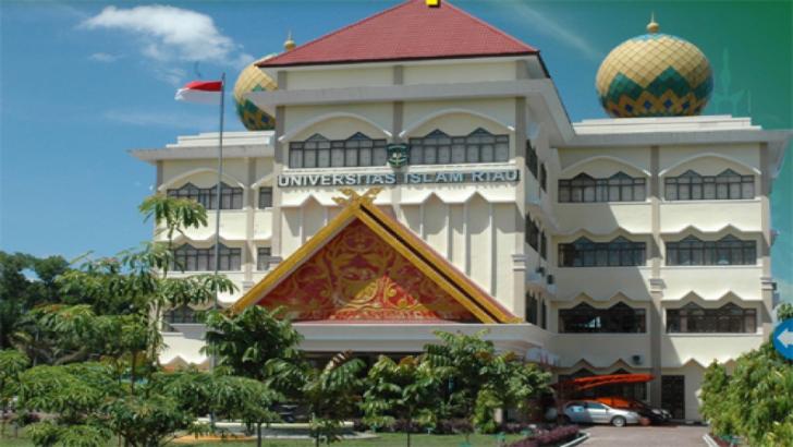 Rektor Universitas Islam Riau, Detri Karya: Wisuda Harus Ceria