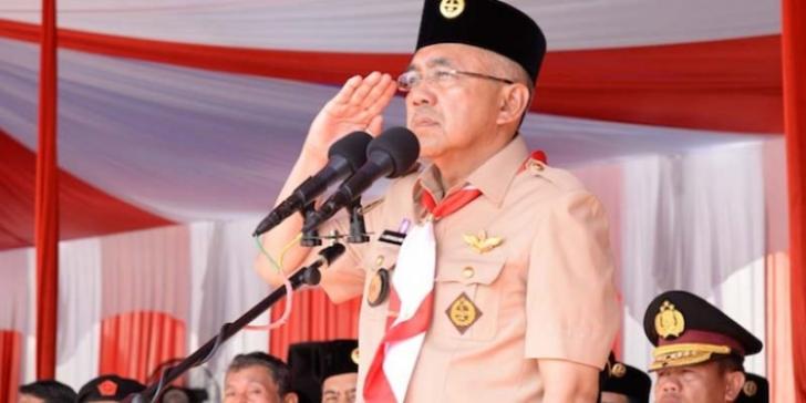 Cucu Gubernur Riau Lahir di Singapura Tengah Malam