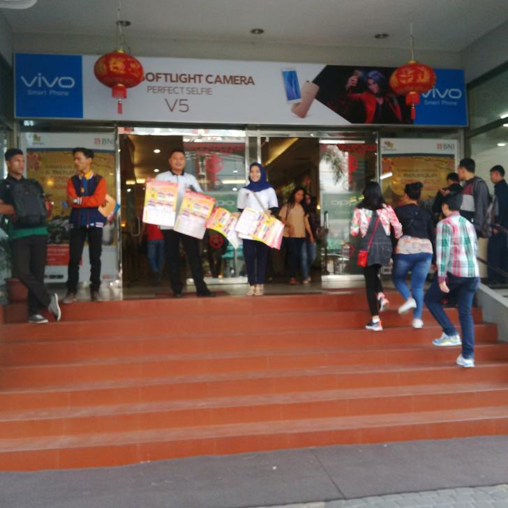 KPU Pekanbaru dan Tim Gass Sosialisasi di Mall Pekanbaru