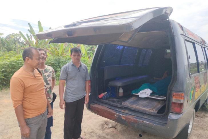 Polsek Kandis Kawal Pemakaman Jenazah Tanpa Identitas Setelah Upaya Pencarian Keluarga Tidak Membuahkan Hasil