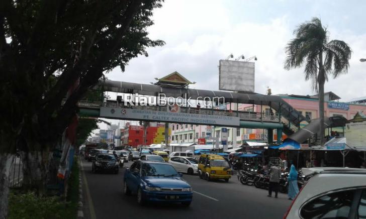 Arus Lalu Lintas di Pekanbaru Ramai Lancar