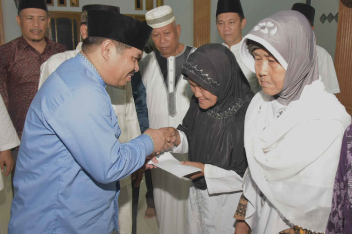Amril Ajak Masyarakat Bengkalis Perbanyak Infaq dan Sedekah