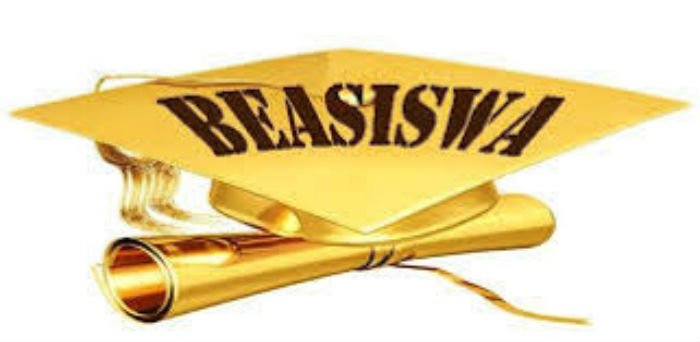 Anak Petani dan Buruh Sawit Berburu Beasiswa