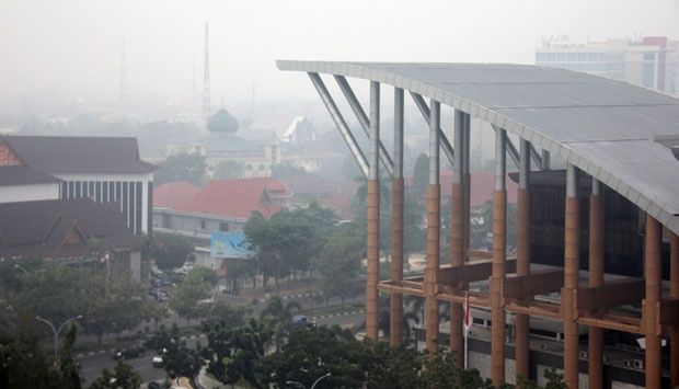 Asap Karhutla Terasa hingga Masuk Rumah Warga