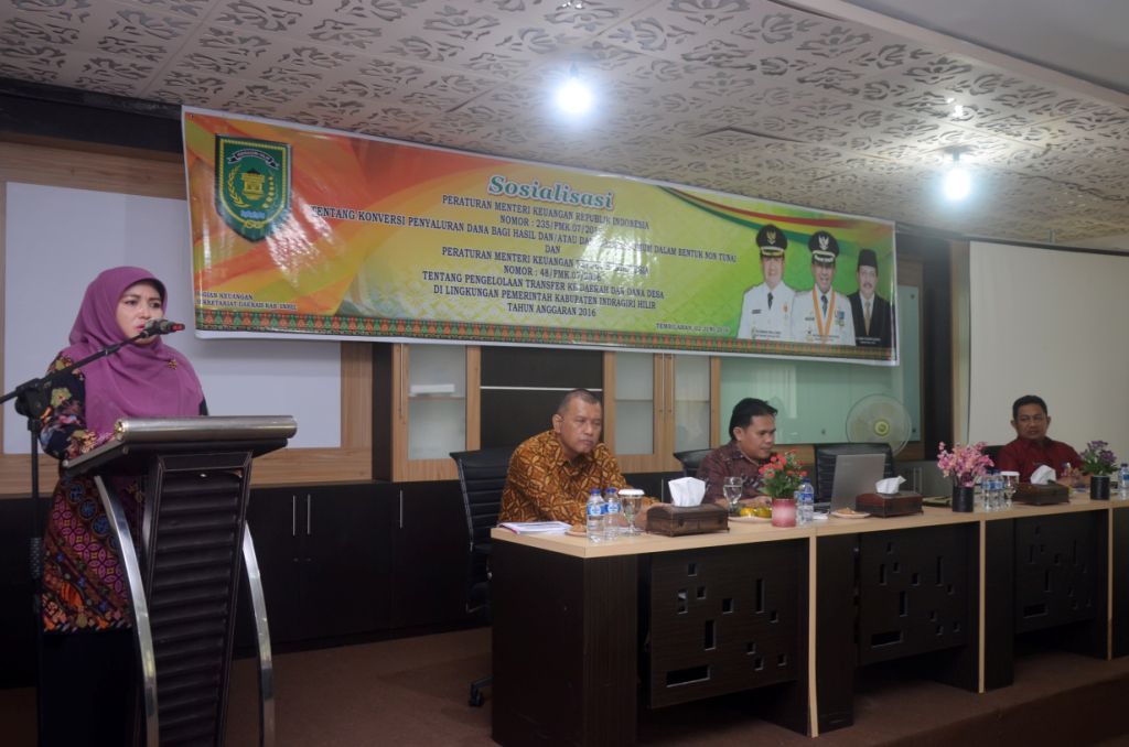 Asisten III Membuka Sosialisasi Permenkeu RI NO; 235/PMK.07/2015 dan Permenkeu RI No: 48/PMK.07/2016.