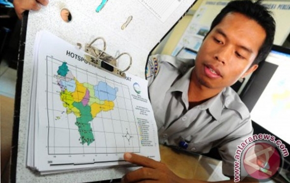 Wow, Titik Panas di Riau Tembus 65