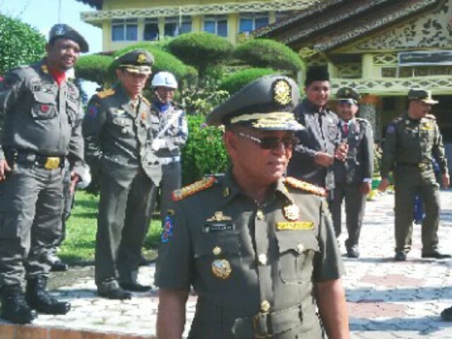 Bupati Harris Berpesan, Penertiban Lakukan Persuasif dan Bermartabat