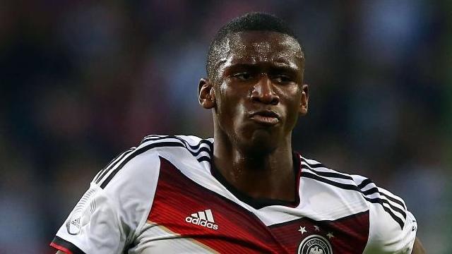 Cedera, Bek Muda Jerman Batal Tampil di Piala Eropa
