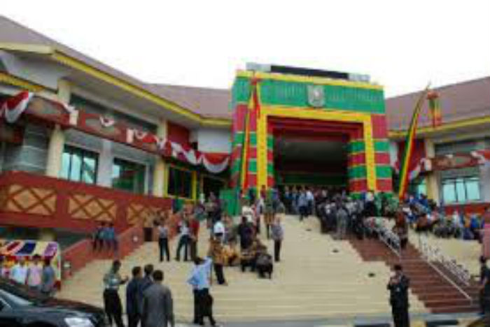 Dewan Pertanyakan Penempatan SDM di Pemprov Riau