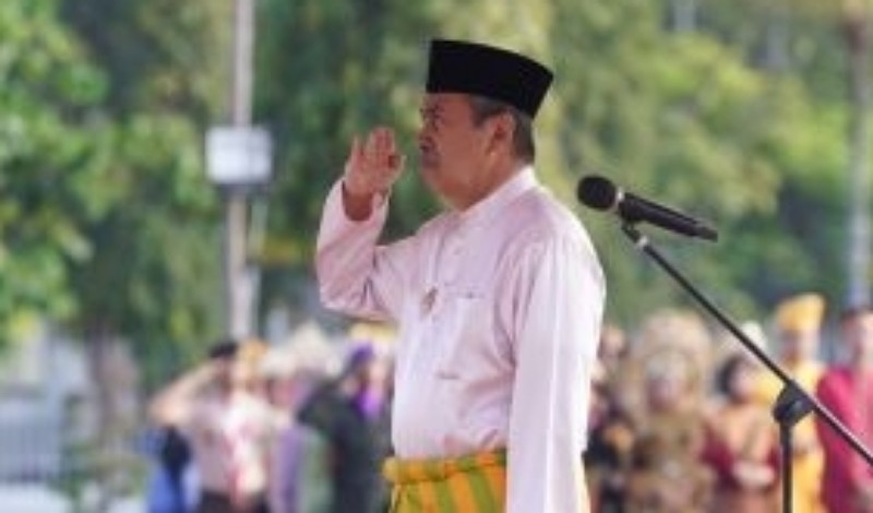 Gubernur Syamsuar Dukung Gerakan Wakaf Uang: 'Tidak Ada Kesulitan Membangun'