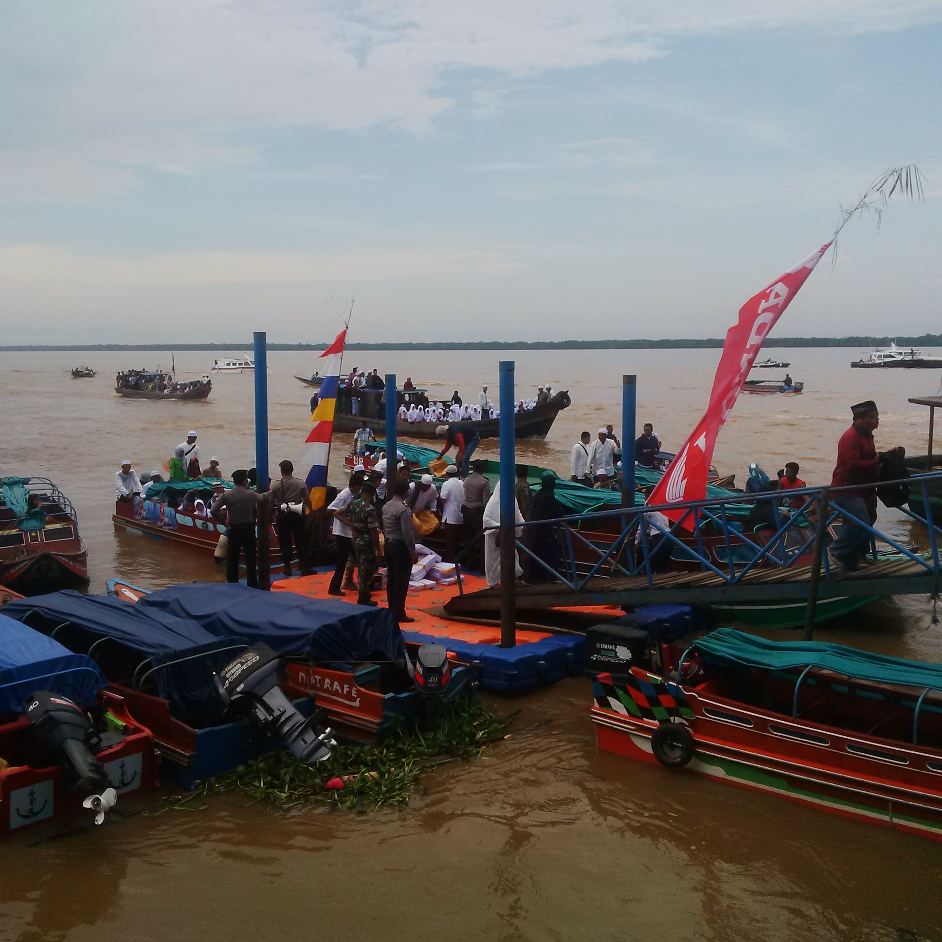 Haul Syekh Abdurrahman Shiddiq, Puluhan Ribu Masyarakat Padati Kampung Hidayat Sapat
