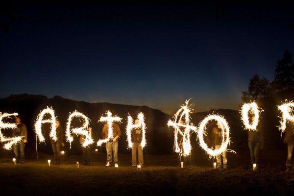 Ingat, Padamkan Listrik Satu Jam Malam Ini