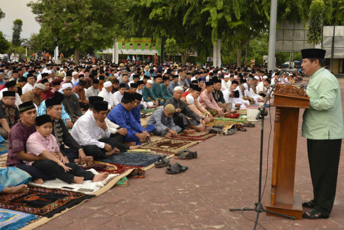 Ini Pesan Bupati Bengkalis di Hari Kemenangan Idul Fitri 1437 H
