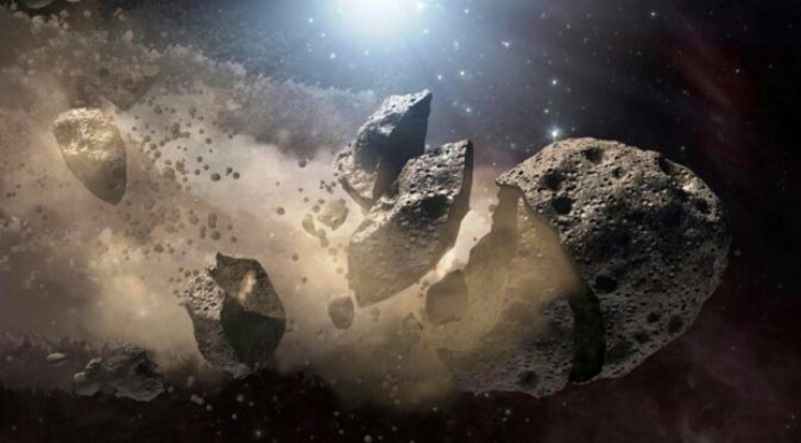 Jelang Gerhana Matahari Asteroid Lintasi Bumi, Isu Kiamat Beredar Luas