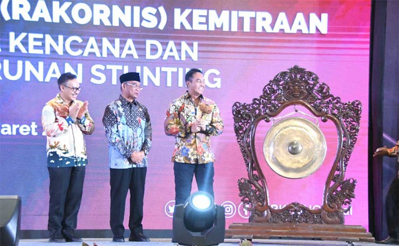 Jenderal Andika Perkasa Berjasa Tekan Stunting, BKKBN Beri Penghargaan Bangga Kencana