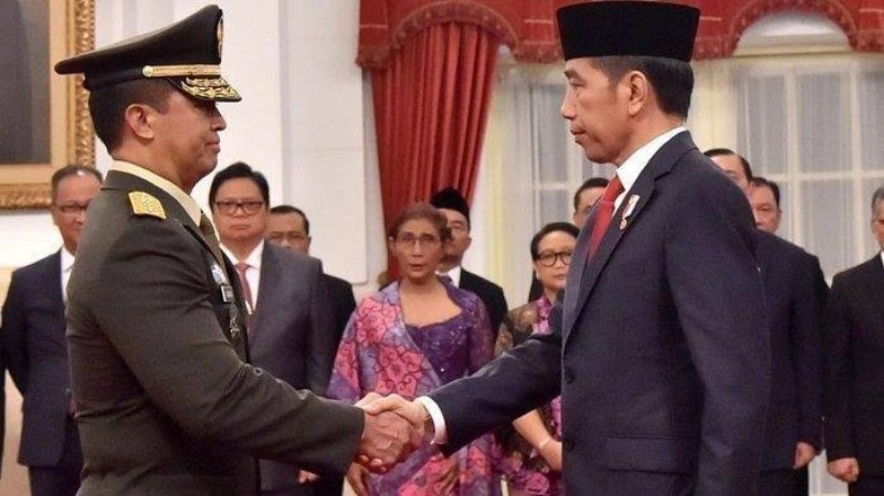 Jokowi Persiapkan Panglima TNI Baru, Jenderal Andika Bakal Masuk Kabinet?