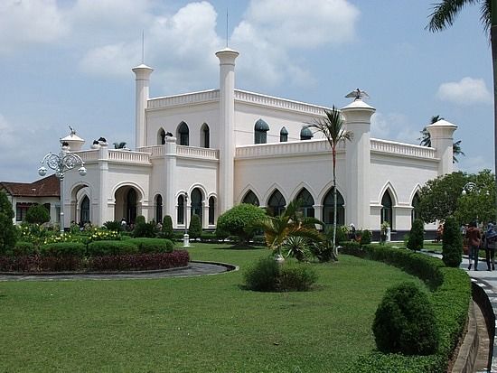 Justru Orang Singapura Belajar Bahasa Melayu ke Riau