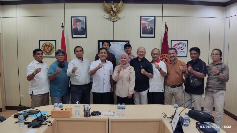 Kabinda Riau Ajak Seluruh Organisasi Pers Perangi Hoax & Sadarkan Masyarakat Pentingnya Vaksin Booster