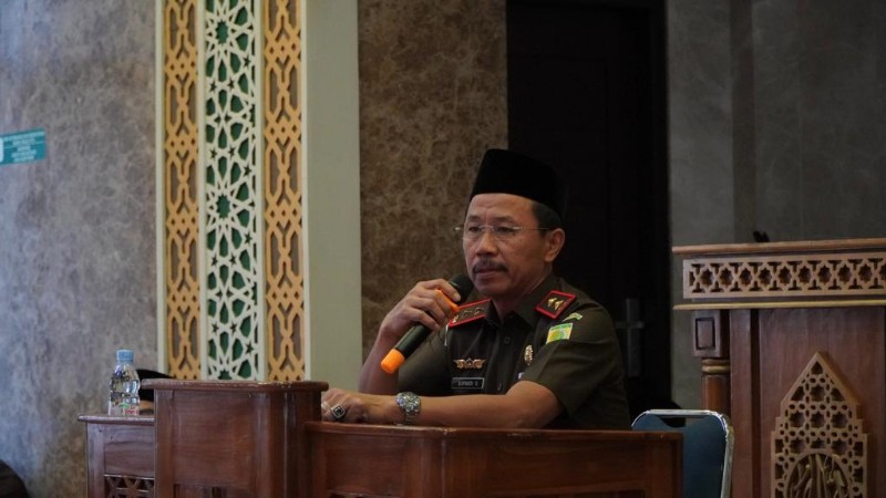 Kajati Riau: Tingkatkan Zikir dan Shalat Tahajud