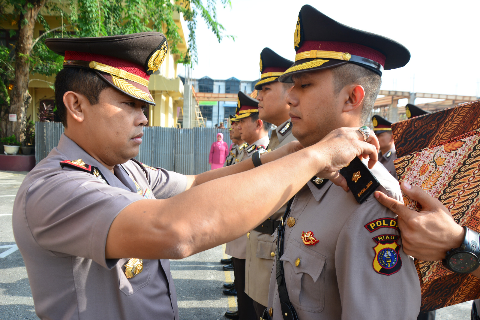 Kapolresta Pekanbaru Pimpin Serah Terima dari 6 Jabatan di Jajaran Polresta Pekanbaru