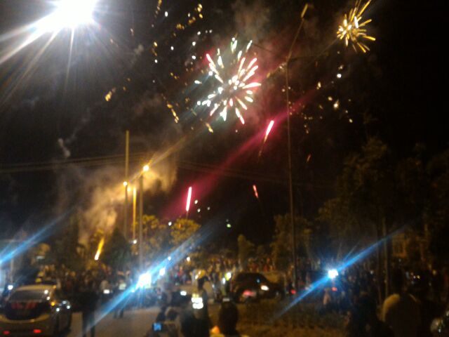 Malam Pergantian Tahun, Taman Kreatif Dipenuhi Warga,  Pesta Kembang Api Meriah