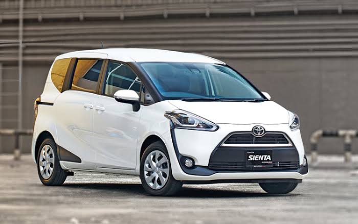 Mau Beli Mobil Toyota Sienta? Baca Dulu Ini Biar Nggak Rugi