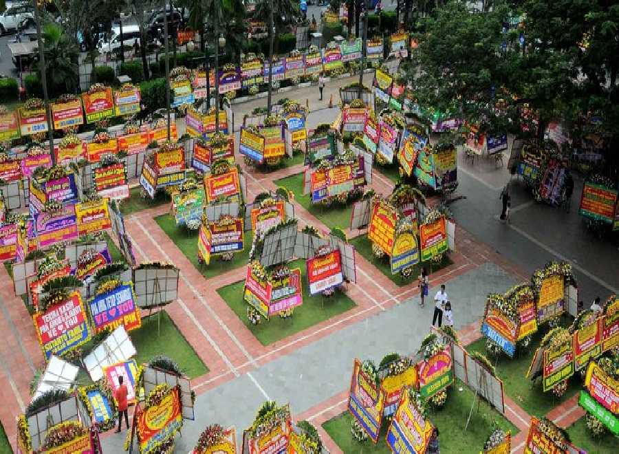 Mau Tahu Berapa Harga 3.200 Karangan Bunga Ahok?